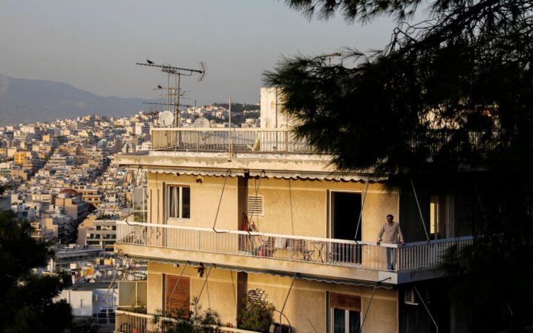 Πού ζούμε; Μικρά και κρύα τα σπίτια στην Ελλάδα