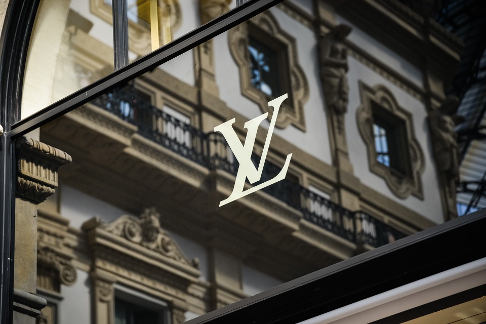 «Η πιο εντυπωσιακή θέα στον κόσμο»: Η Louis Vuitton αποκαλύπτει το πρώτο της ξενοδοχείο