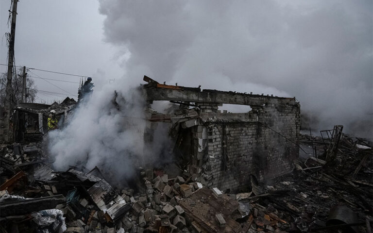 Ουκρανία: Τουλάχιστον 13 τραυματίες από ρωσικές πυραυλικές επιθέσεις στο Ντνιπροπετρόβσκ