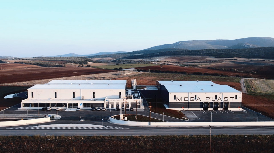 MEGAPLAST: Εγκαινιάστηκε η νέα βιομηχανική μονάδα στη Θήβα | Moneyreview.gr