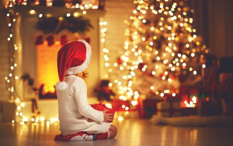 Ο άγνωστος κίνδυνος των Χριστουγέννων: Τα φωτάκια κάνουν κακό στην… υγεία