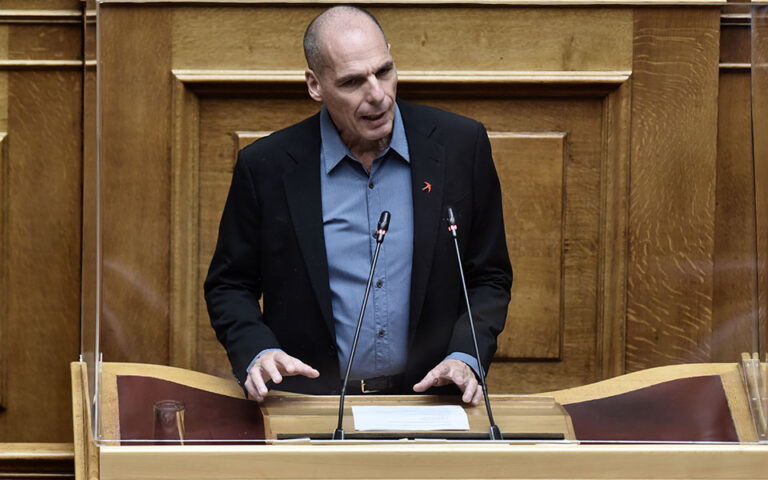 Βουλή – Γ. Βαρουφάκης για προϋπολογισμό: «Θεμέλιος λίθος του τοξικού ψεύδους της κυβέρνησης»