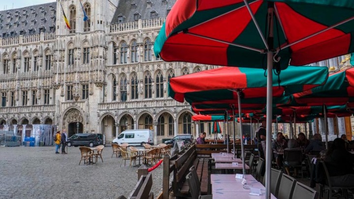 Τέλος στις σόμπες εξωτερικού χώρου σε καφετέριες και εστιατόρια των Βρυξελλών