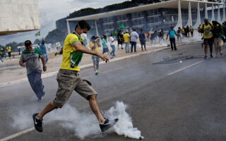 Βραζιλία: Οι δυνάμεις ασφαλείας «έθεσαν υπό τον έλεγχό τους» τα κυβερνητικά κτίρια