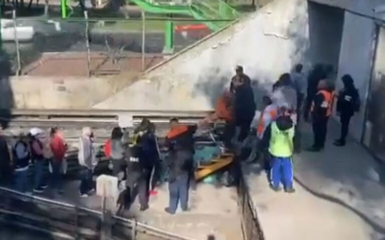 Μεξικό: Μία γυναίκα νεκρή και 57 τραυματίες από σύγκρουση συρμών του μετρό (βίντεο)