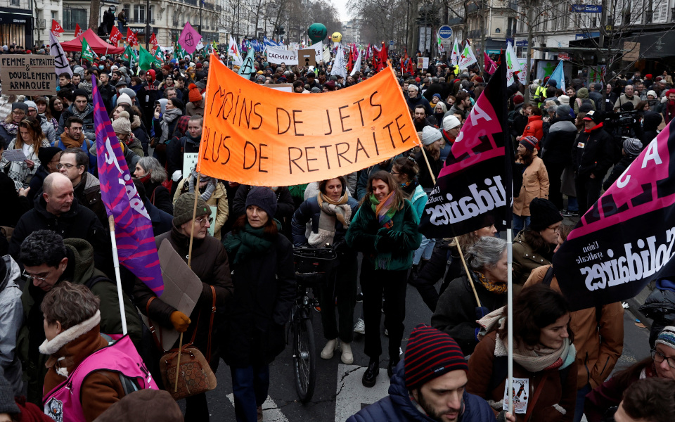Γαλλία: Τα συνδικάτα θα συνεχίσουν τον αγώνα τους ενάντια στο συνταξιοδοτικό σχέδιο του Μακρόν