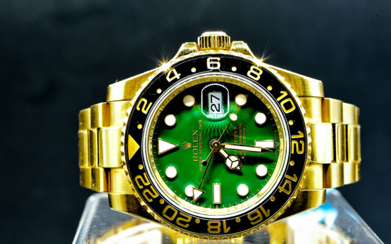 Πιο ακριβά τα πολυτελή ρολόγια – Η Omega στα χνάρια της Rolex