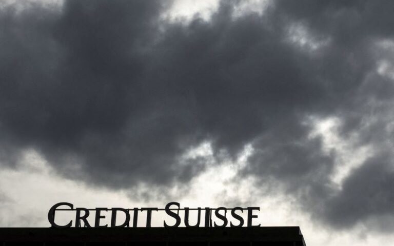 «Βαθύ κόκκινο» για τις ευρωπαϊκές αγορές – Η «ανάσα ζωής» των τραπεζών δεν είναι αρκετή