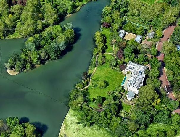 Αυτό είναι το ακριβότερο σπίτι που πωλείται στον κόσμο – Ενδιαφέρεται ελληνικής καταγωγής μεγιστάνας-2