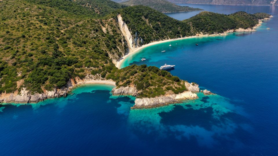 Conde Nast Traveller: Οι 7 «άγνωστες» παραλίες της Ελλάδας που ανακάλυψε και προτείνει-4
