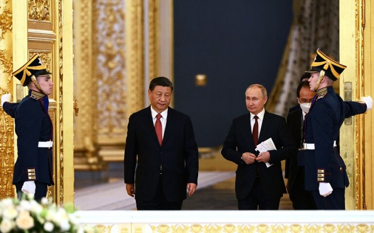 Πούτιν: Συμφωνίες στρατηγικής συνεργασίας με τον Σι