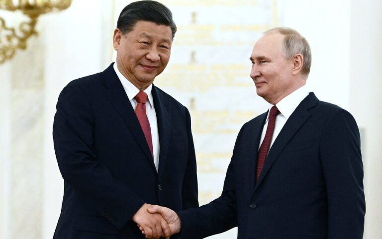 Τίποτα δεν είναι δωρεάν: Τι θέλει να κερδίσει η Κίνα βοηθώντας τη Ρωσία