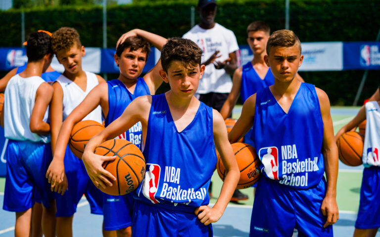 Συμφωνία για τη δημιουργία NBA Basketball School στην Costa Navarino