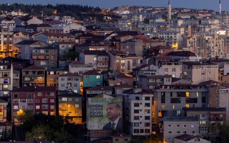 Τουρκία: Ανεβαίνουν οι τόνοι εν όψει του δεύτερου γύρου