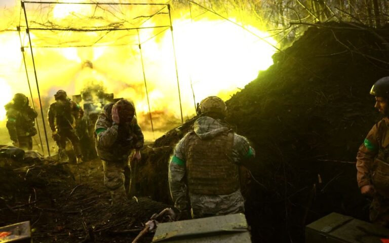 Ακατάπαυστες ρωσικές επιθέσεις στην ουκρανική Μπαχμούτ