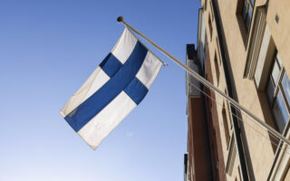 Η Φινλανδία από σήμερα μέλος του ΝΑΤΟ – Απειλές της Μόσχας