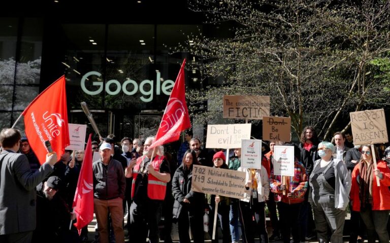 Google: Οι εργαζόμενοι στο Λονδίνο απεργούν για τις απολύσεις