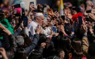 Deutsche Welle: Πάσχα με πολιτικά μηνύματα στο Βατικανό