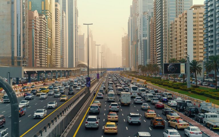 Ντουμπάι: Ρεκόρ 15 εκατ. δολαρίων για μια πινακίδα αυτοκινήτου