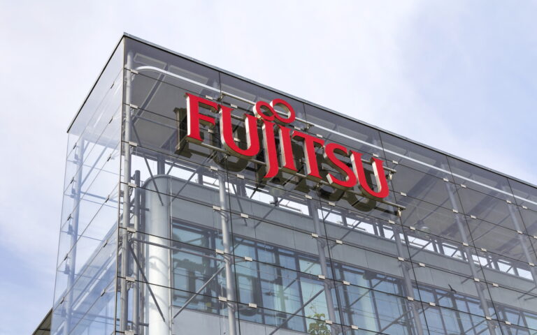 Fujitsu: Στάσιμη μένει η πώληση μεριδίου ύψους 1,1 δισ. δολαρίων 