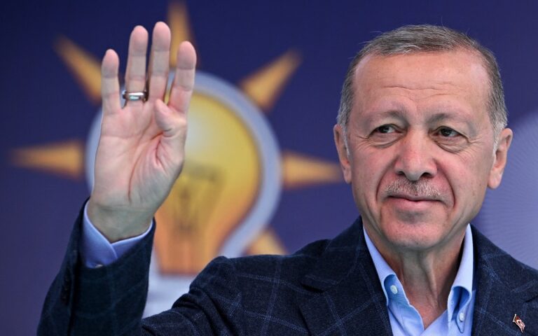 Εκλογές στην Τουρκία: Γιατί ο Ερντογάν παραμένει τόσο δημοφιλής;