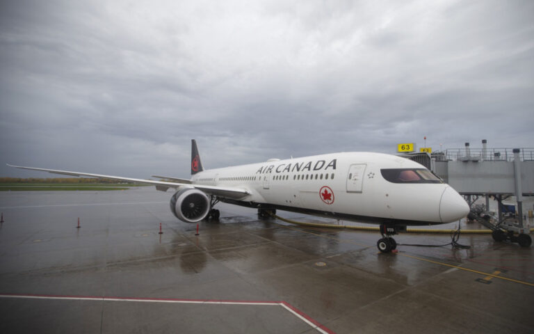 Η Air Canada πλησιάζει σε συμφωνία με την Boeing για το 787