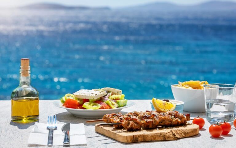 CNN: 7η στις καλύτερες κουζίνες η ελληνική – Το πιο «ανόητο» φαγητό της
