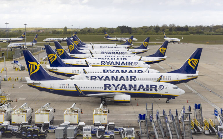 Κοντά σε συμφωνία για 150 αεροσκάφη 737 Max οι Boeing και Ryanair