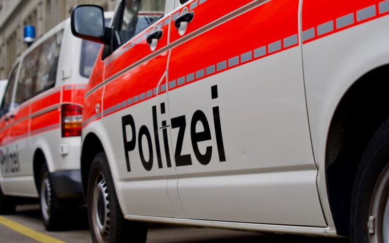 Τουριστικό αεροσκάφος συνετρίβη στην Ελβετία – Τρεις νεκροί