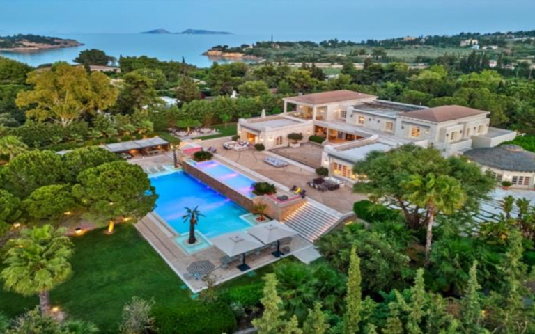 Η Ελλάδα μπαίνει στο super prime real estate: Η βίλα στο Πόρτο Χέλι που πωλείται αντί 32 εκατ. ευρώ