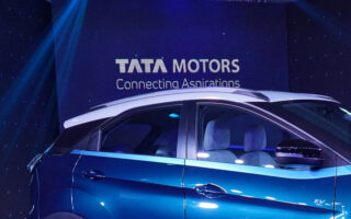 Η Tata σχεδιάζει εργοστάσιο μπαταριών EV αξίας 1,6 δισ. δολαρίων στην Ινδία