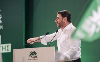 Ανδρουλάκης: Καλώ τα κόμματα του δημοκρατικού τόξου να καταθέσουμε πρόταση δυσπιστίας