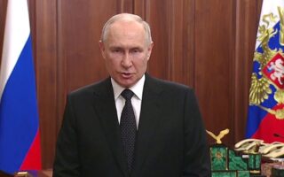 Ο Putin διαψεύδει τον ισχυρισμό των ΗΠΑ ότι η Ρωσία σχεδιάζει πυρηνικό όπλο στο διάστημα
