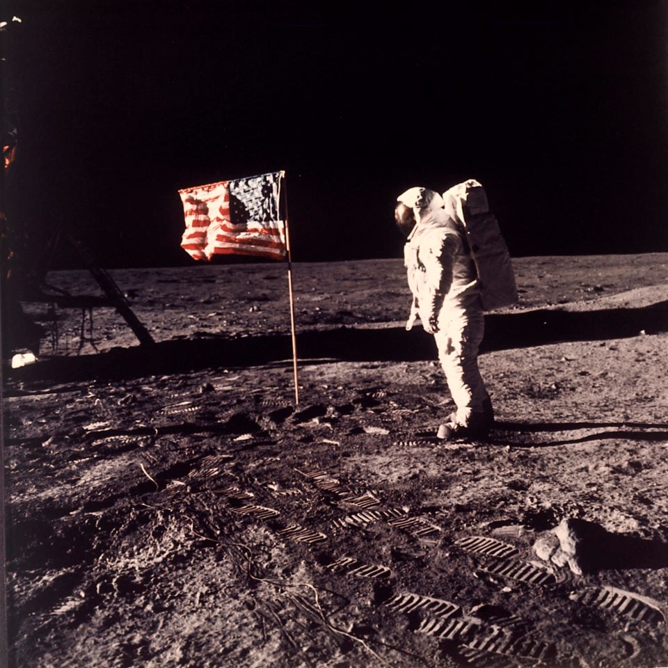 Η πρωτότυπη ασφάλεια ζωής που έκανε ο Neil Armstrong πριν πάει στο φεγγάρι-2