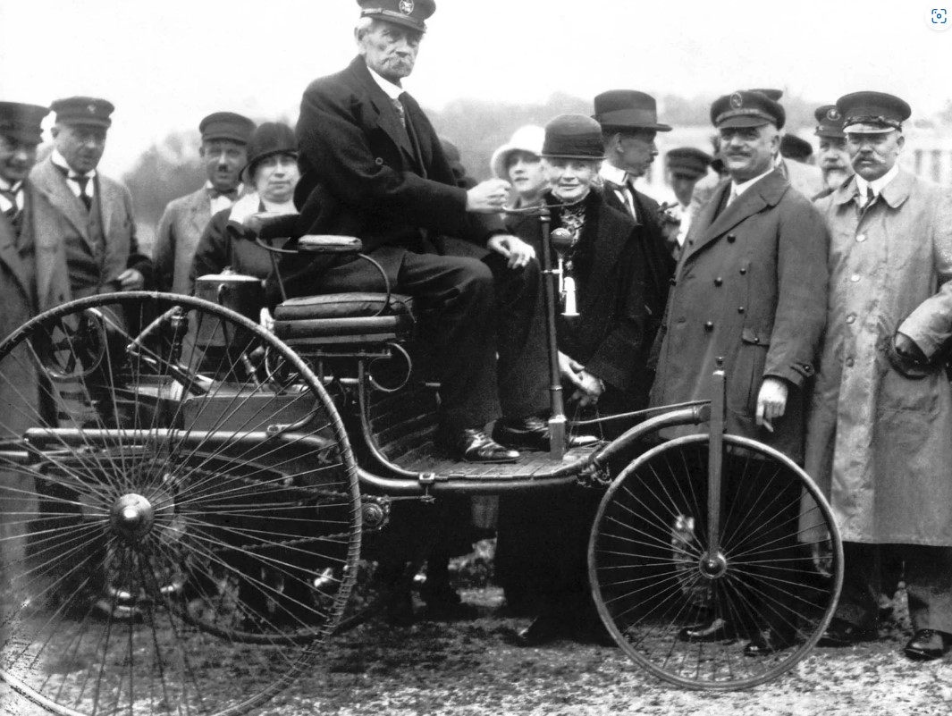 O Karl Benz και η γυναίκα στην οποία χρωστά το πρώτο αυτοκίνητο της ιστορίας-2