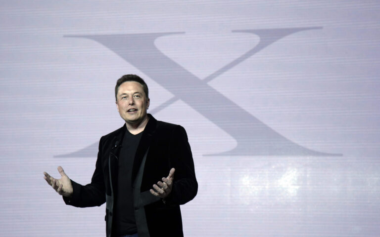 Συνδρομή 1 δολαρίου βάζει στους νέους χρήστες του X ο Elon Musk