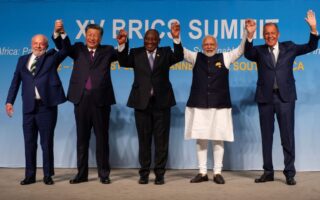 BRICS: Πρόσκληση σε έξι χώρες να μπουν στη συμμαχία