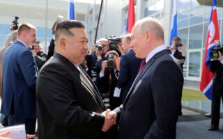 ΗΠΑ – Ν.Κορέα – Ιαπωνία: «Σοβαρές ανησυχίες» για μια στρατιωτική συνεργασία Ρωσίας με Βόρεια Κορέα