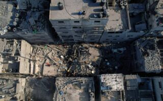 Μεσανατολικό: Δεκάδες ακόμη νεκροί σε Γάζα και Δυτικη Οχθη, νέα κλιμάκωση στα σύνορα Ισραήλ – Λιβάνου