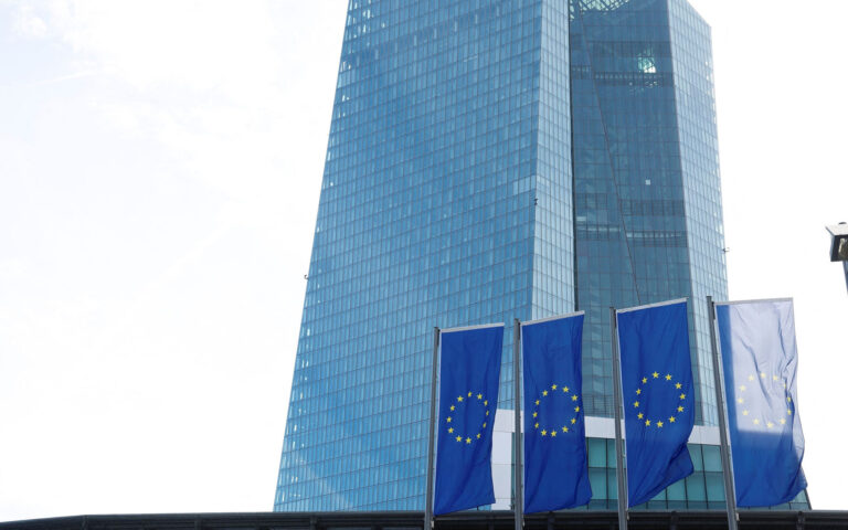 Ευρωζώνη: Οι πολίτες δυσκολεύονται στις στεγαστικές τους υποχρεώσεις