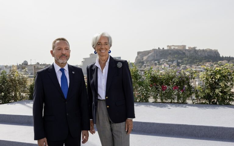 H Lagarde στην Αθήνα – Στιγμιότυπα στο περιθώριο της συνεδρίασης