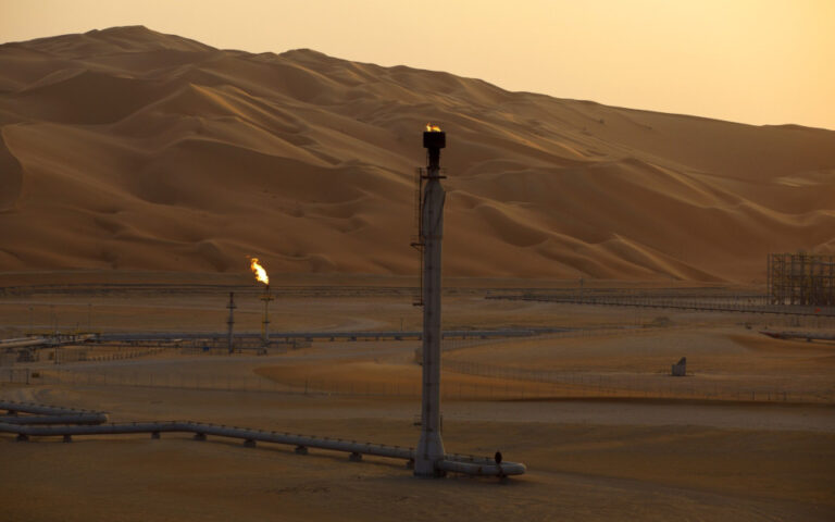 Πετρέλαιο: Με άνοδο 2% το WTI, μετά την επαναβεβαίωση Ρωσίας και Σ. Αραβίας για περικοπές