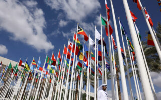 COP28: Παρατείνονται οι διαβουλεύσεις για μία συμφωνία ευρείας στήριξης