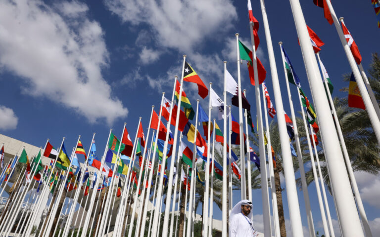 COP28: Κορυφαίες αναπτυξιακές τράπεζες δεσμεύονται να εντείνουν τις δράσεις για το κλίμα