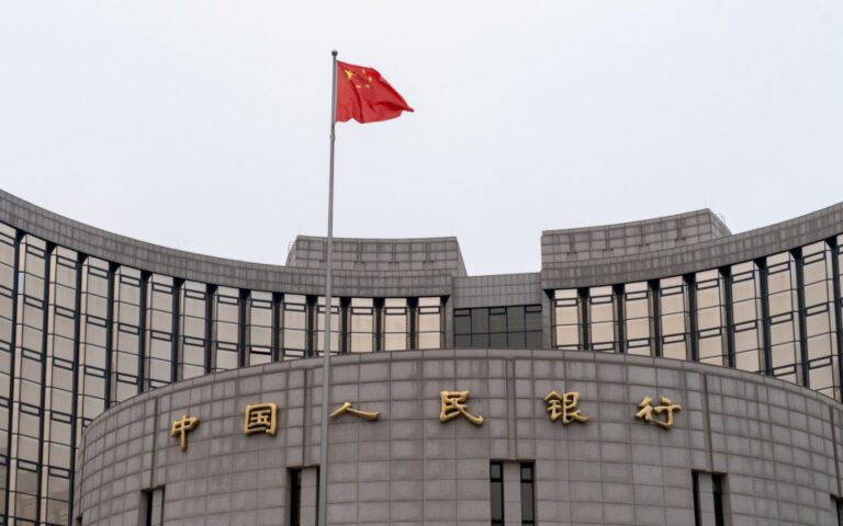 Κίνα: Σε χαμηλό – ρεκόρ η αύξηση των δανείων
