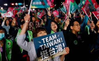 Ταϊβάν: Πρωτιά για τον υποψήφιο που η Κίνα χαρακτήρισε «σοβαρό κίνδυνο»