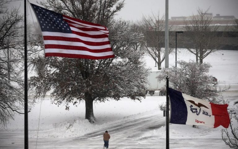 ΗΠΑ: Επικίνδυνα καιρικά φαινόμενα – Χιόνι στις μεσοδυτικές πολιτείες