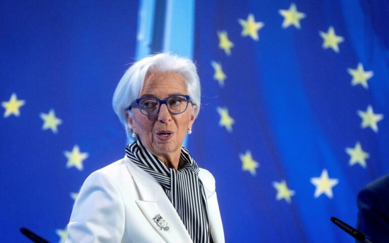 Lagarde: Πρόωρη η συζήτηση για μειώσεις επιτοκίων