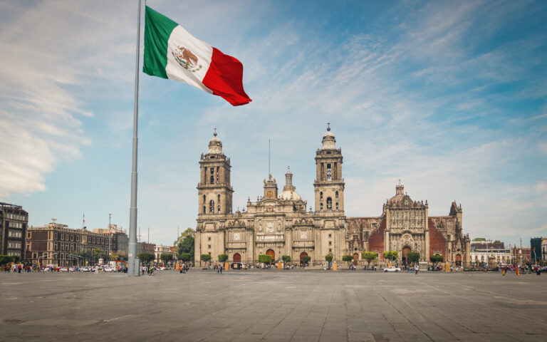 Το διπλό πρόσωπο του Μεξικού: H οικονομία αναπτύσσεται, αλλά…