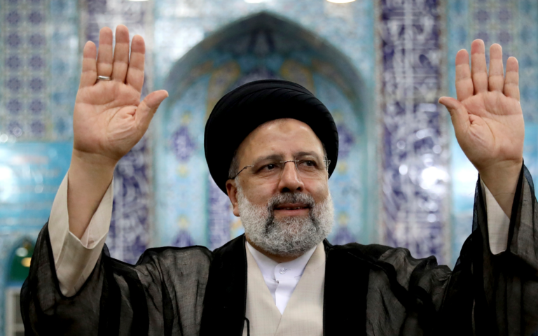 To Ιράν καταδίκασε τα αντίποινα των ΗΠΑ: «Κίνδυνος πολέμου»